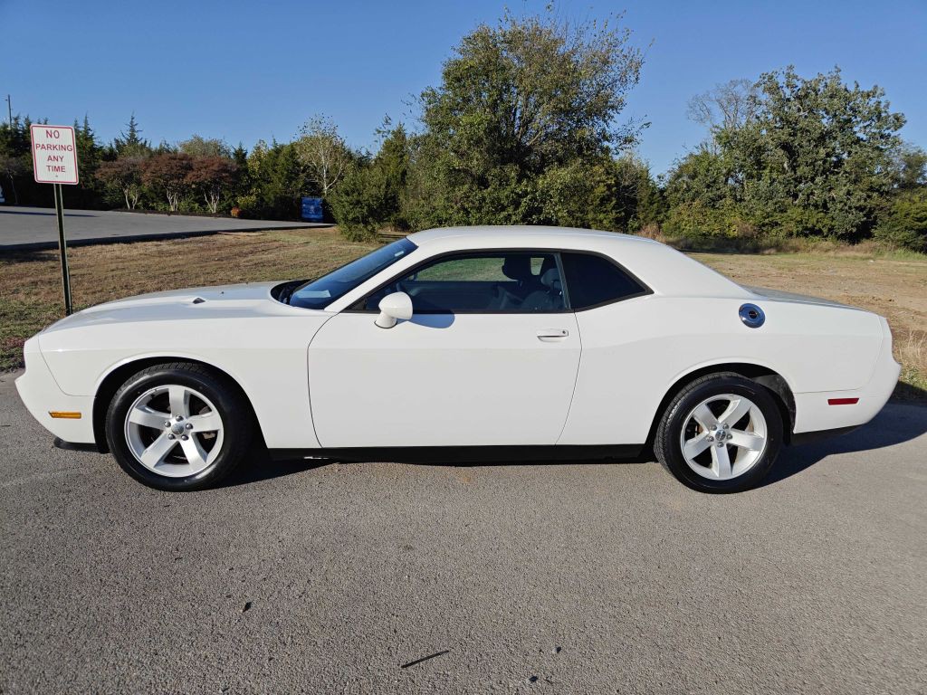 2013 Dodge Challenger Image 4