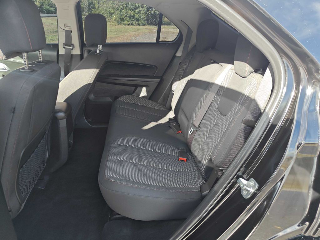 2017 Chevrolet Equinox Image 6