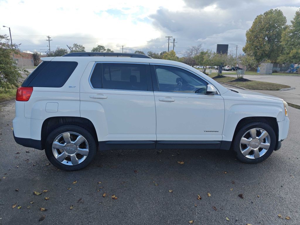 2014 GMC Terrain Image 2