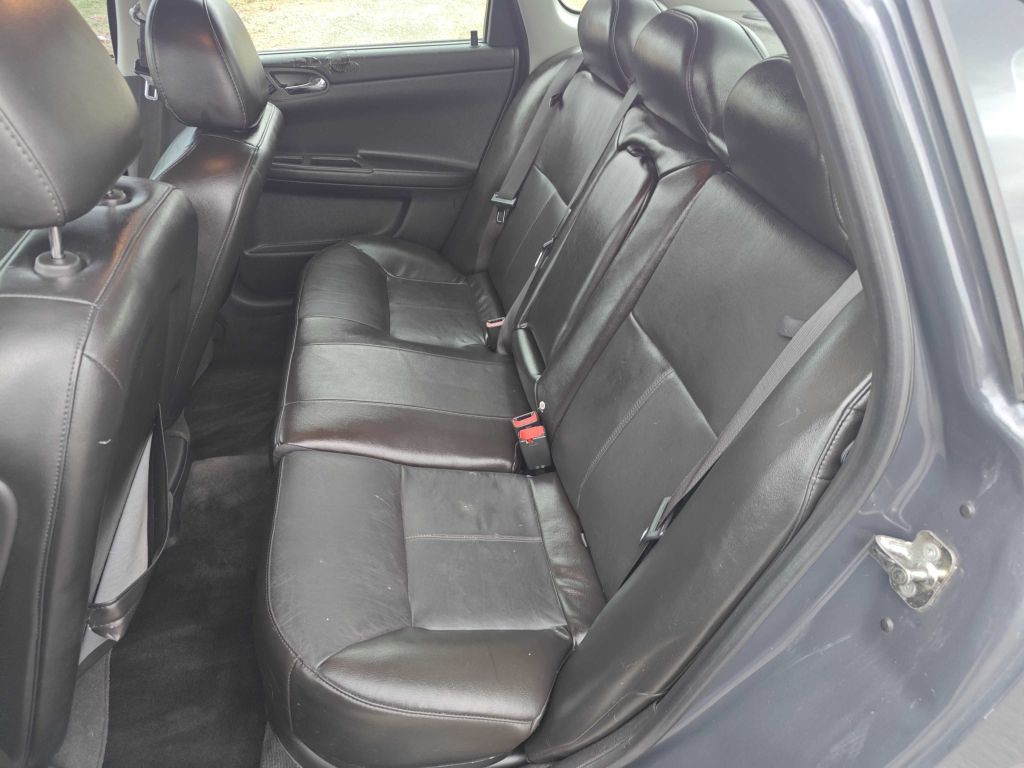 2009 Chevrolet Impala Image 8
