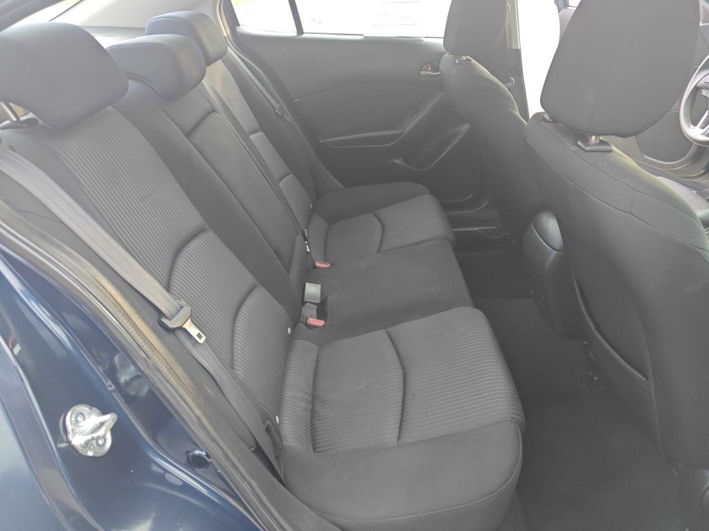 2016 Mazda Mazda3 Image 8