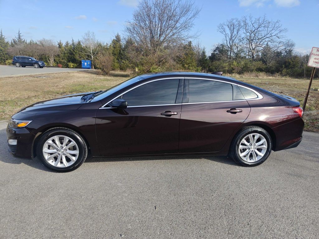 2020 Chevrolet Malibu Image 2