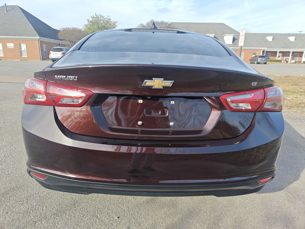 2020 Chevrolet Malibu Image 3