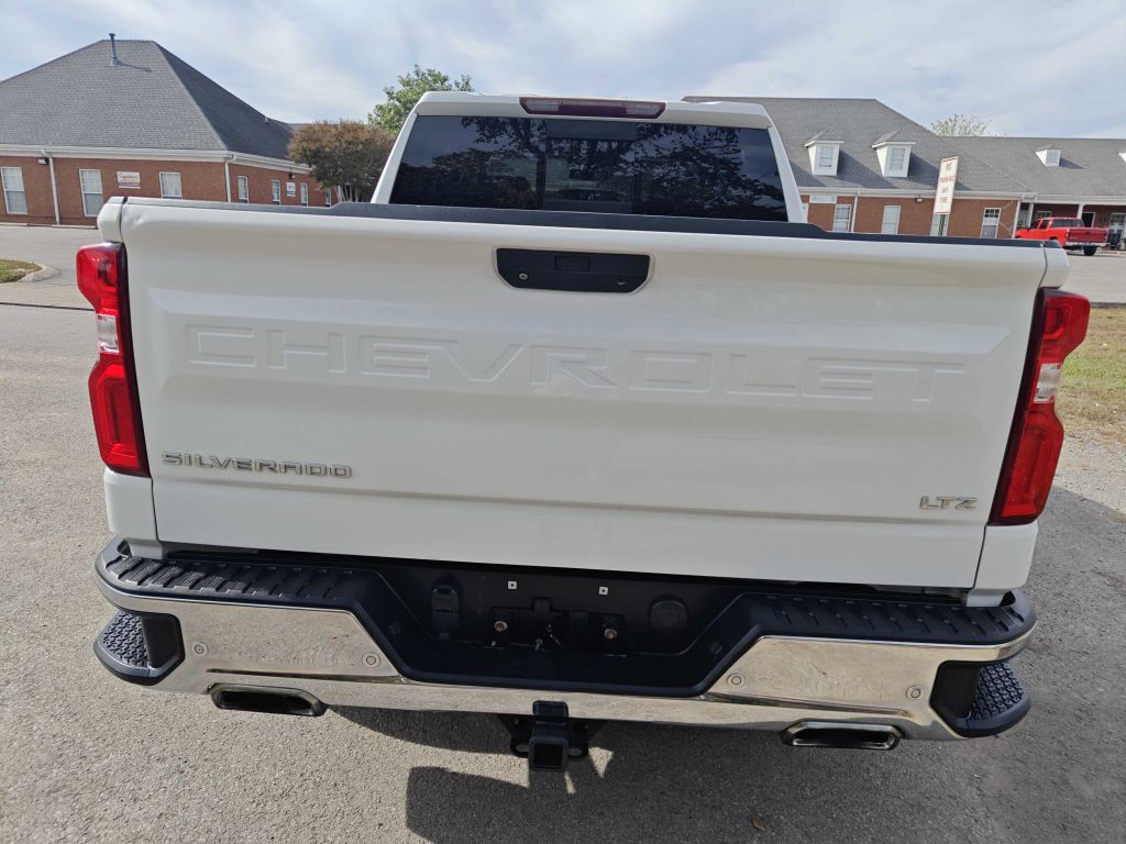 2019 Chevrolet Silverado 1500 Image 3