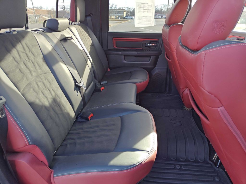 2016 RAM 1500 Image 9