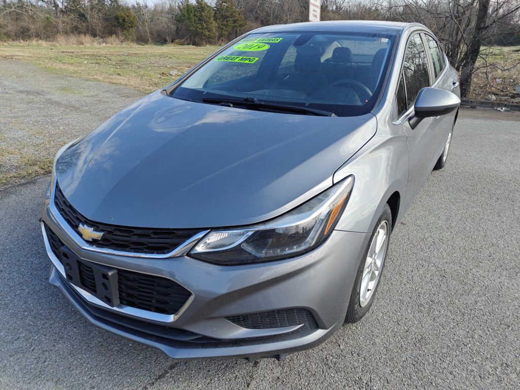 2018 Chevrolet Cruze Image 1
