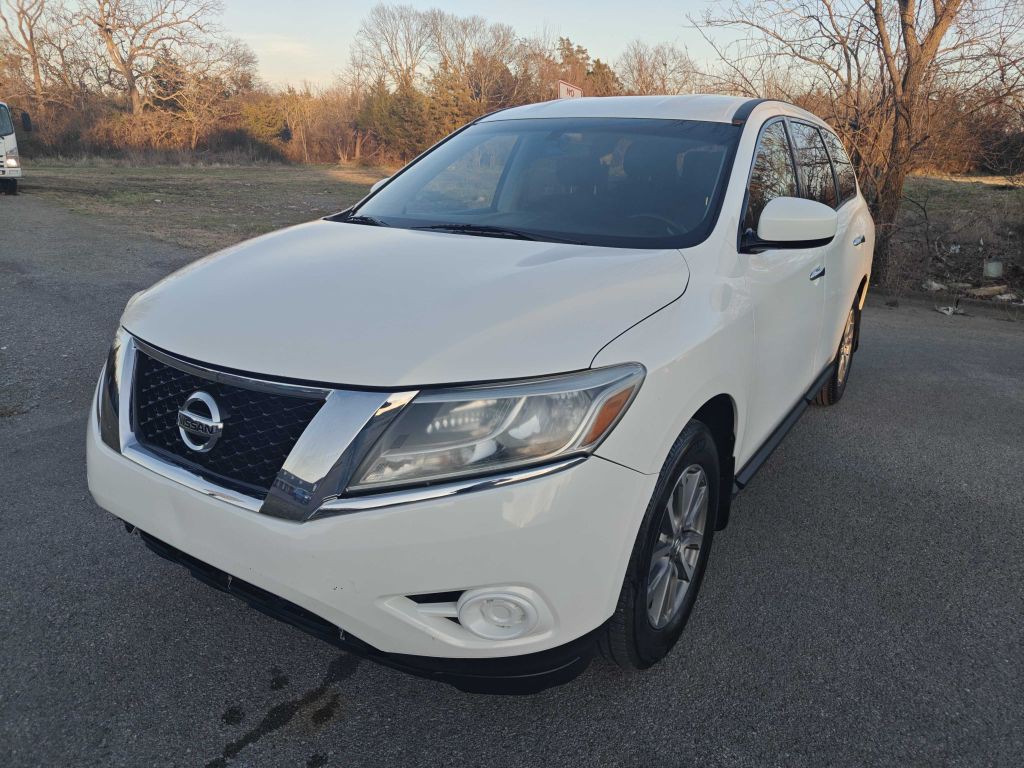 2014 Nissan Pathfinder Image 1