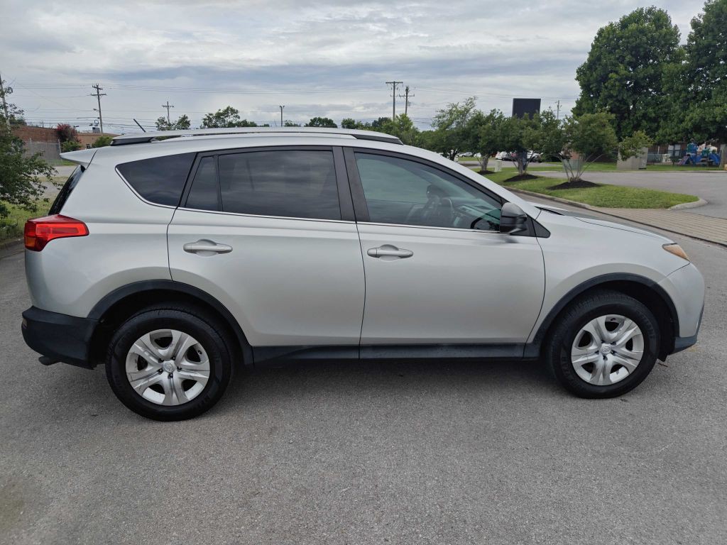 2013 Toyota Rav4 Image 4