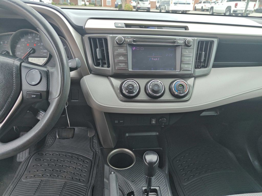 2013 Toyota Rav4 Image 10