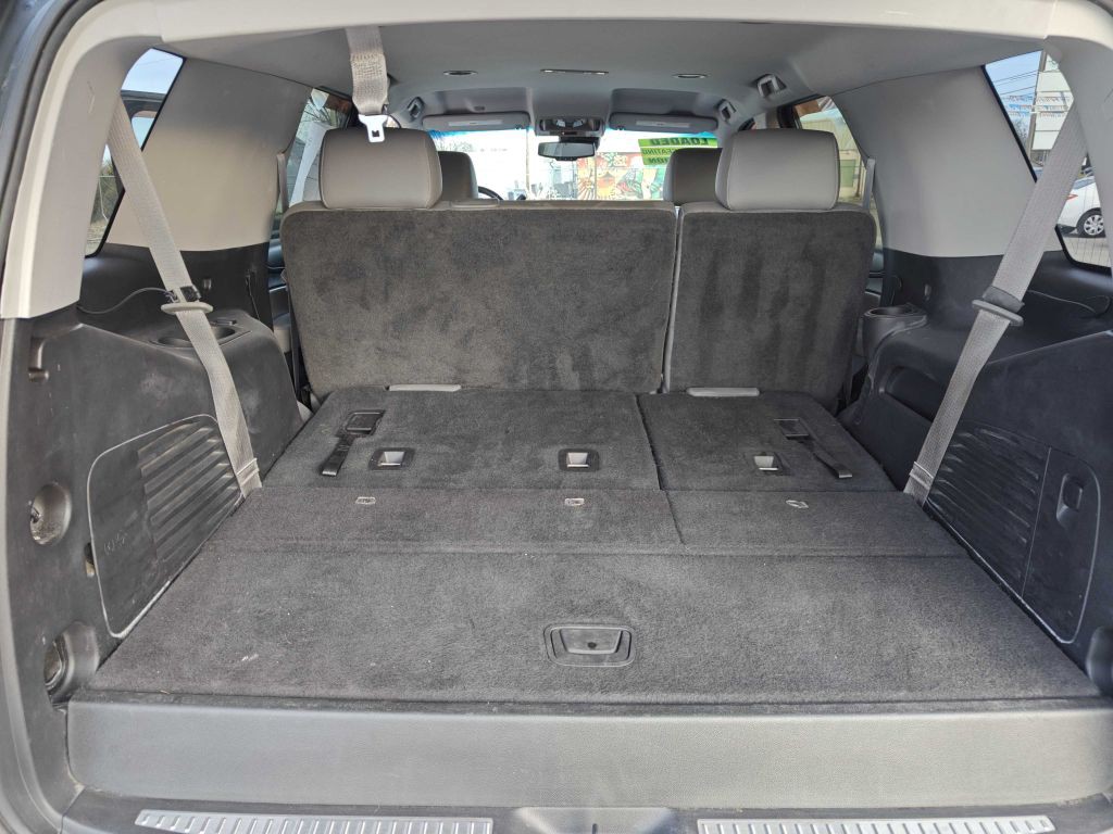 2015 Chevrolet Tahoe Image 8