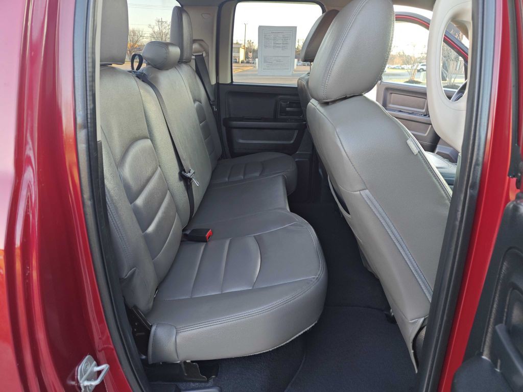 2013 RAM 1500 Image 9