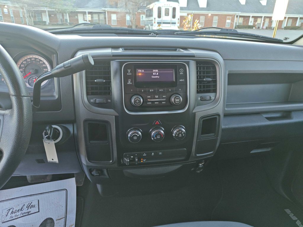 2013 RAM 1500 Image 10