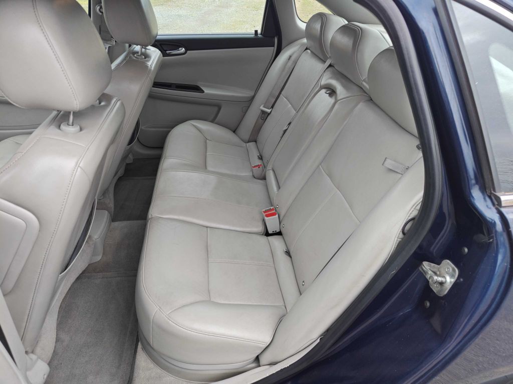 2009 Chevrolet Impala Image 7