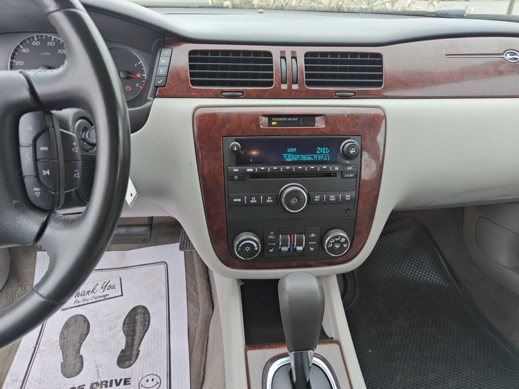 2009 Chevrolet Impala Image 9