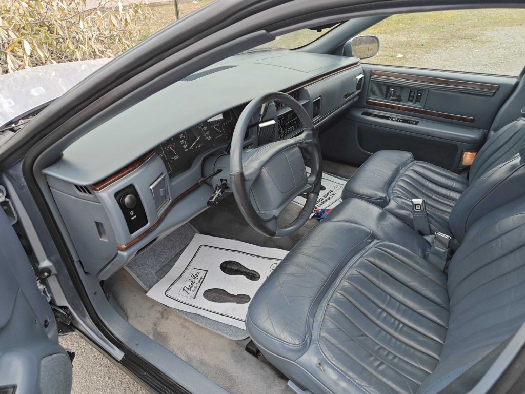 1995 Buick Roadmaster Image 6