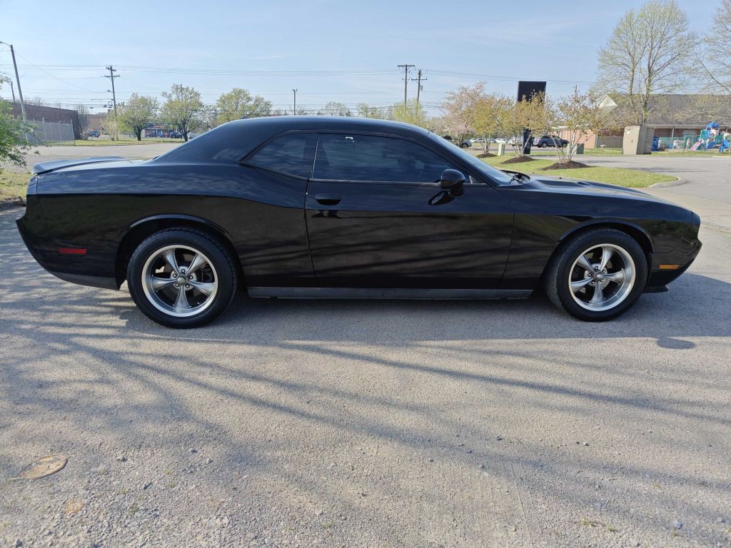 2013 Dodge Challenger Image 4