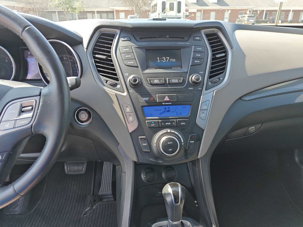 2015 Hyundai Santa Fe Sport Image 10