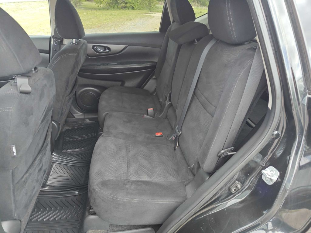 2016 Nissan Rogue Image 7