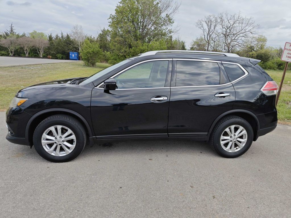 2016 Nissan Rogue Image 2