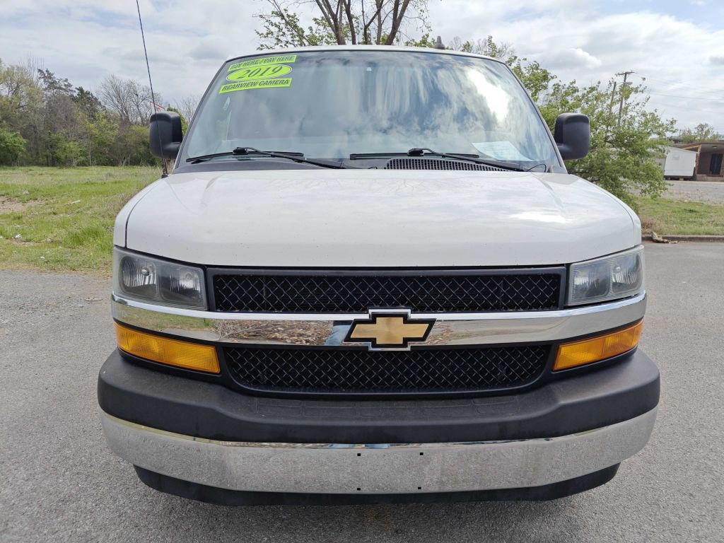 2019 Chevrolet Express Image 5