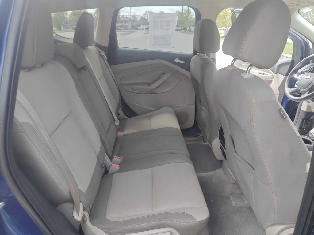 2015 Ford Escape Image 9