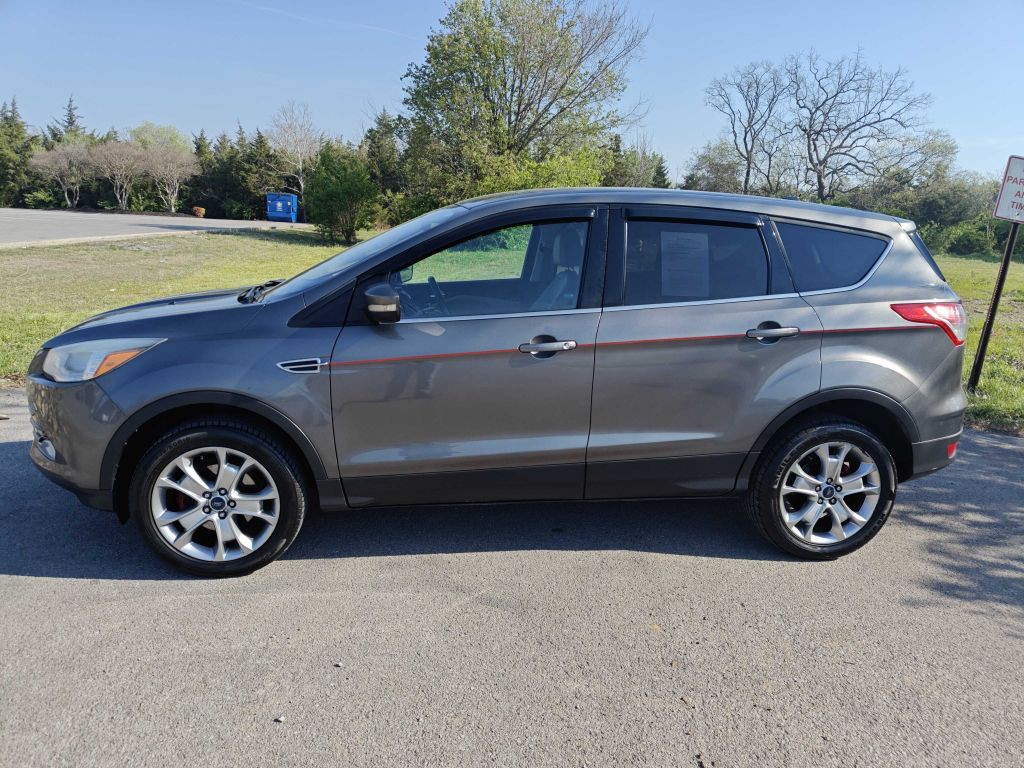 2013 Ford Escape Image 2