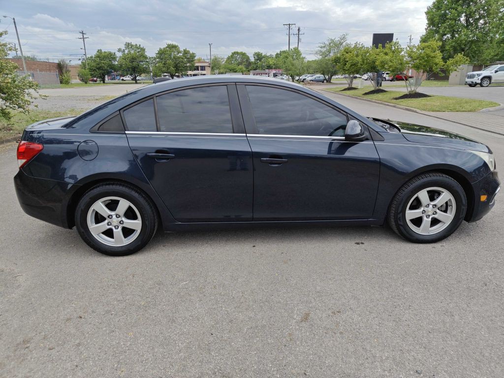 2016 Chevrolet Cruze Image 4