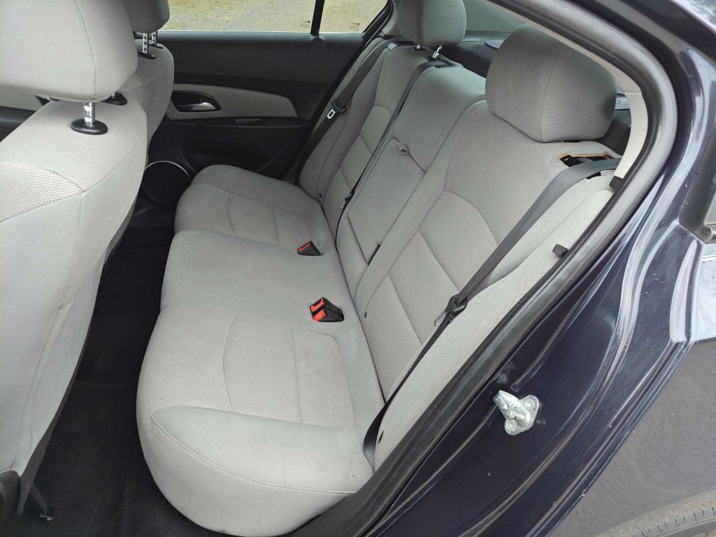 2016 Chevrolet Cruze Image 7