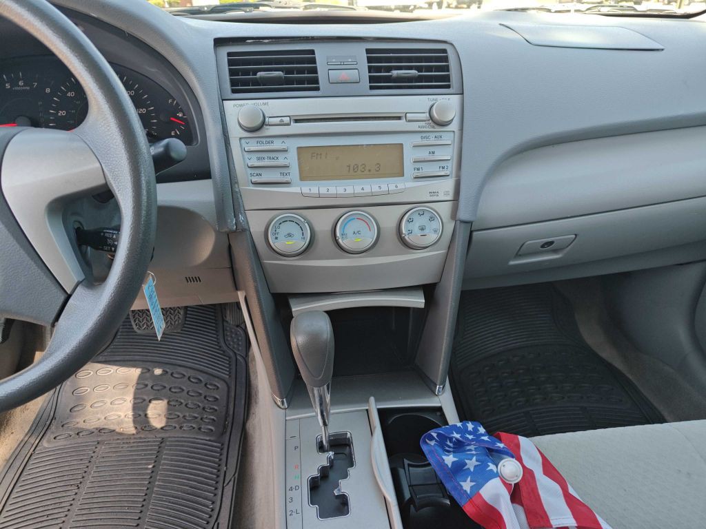 2009 Toyota Camry Image 9