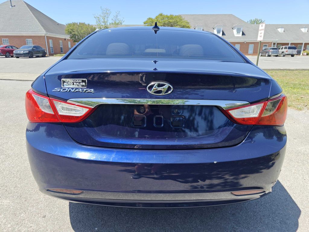 2013 Hyundai Sonata Image 3