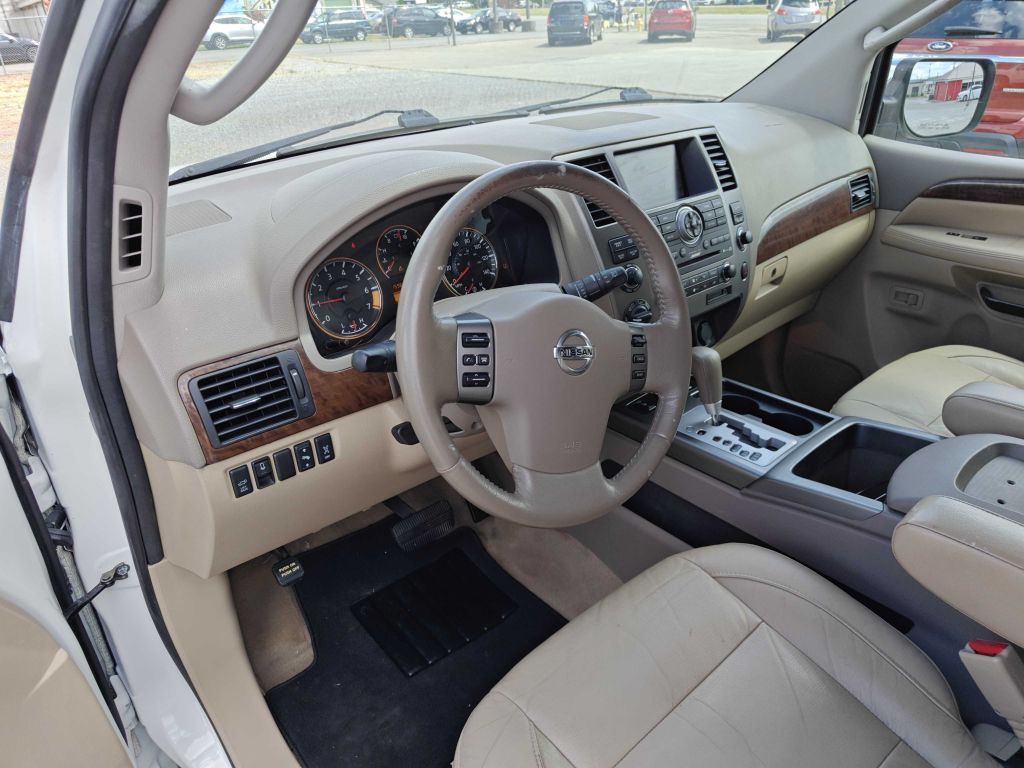 2011 Nissan Armada Image 6