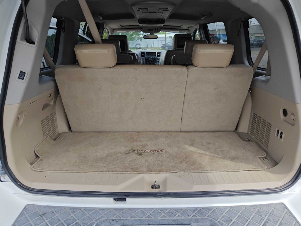 2011 Nissan Armada Image 8