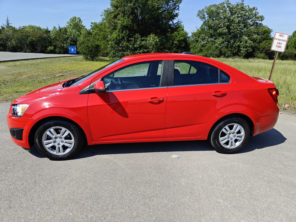 2016 Chevrolet Sonic Image 5