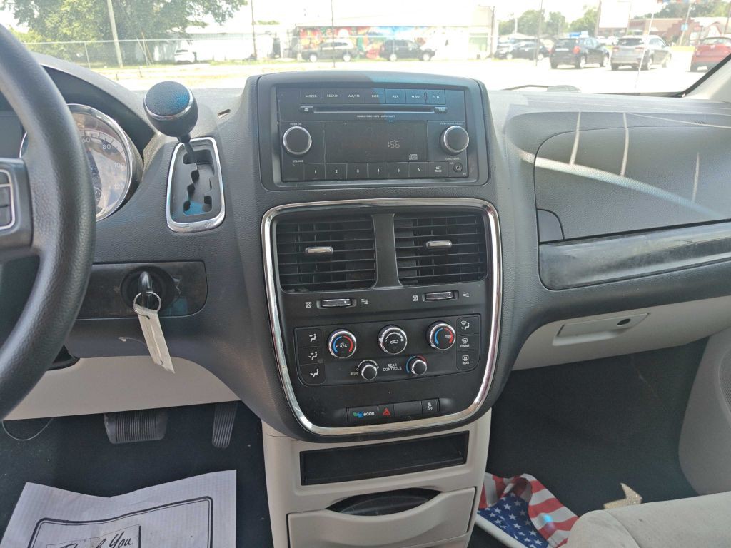 2013 Dodge Grand Caravan Image 10