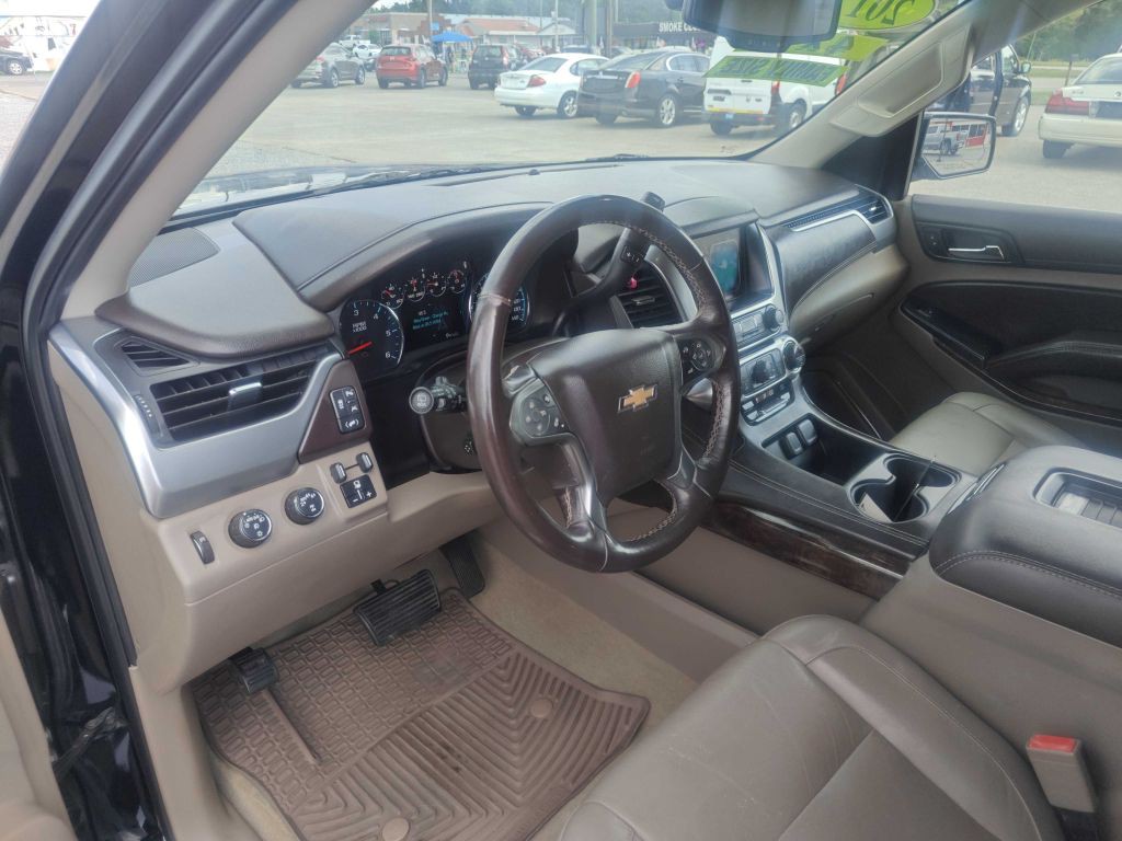 2017 Chevrolet Tahoe Image 6