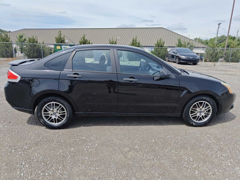 2011 Ford Focus Image 4