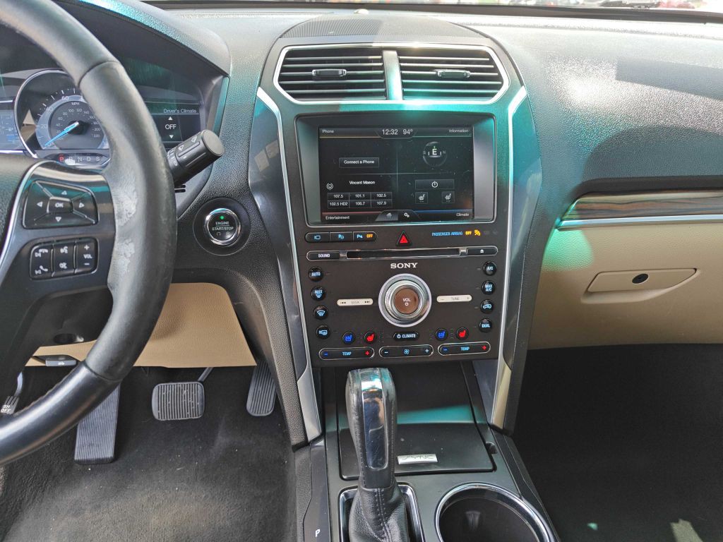 2016 Ford Explorer Image 10