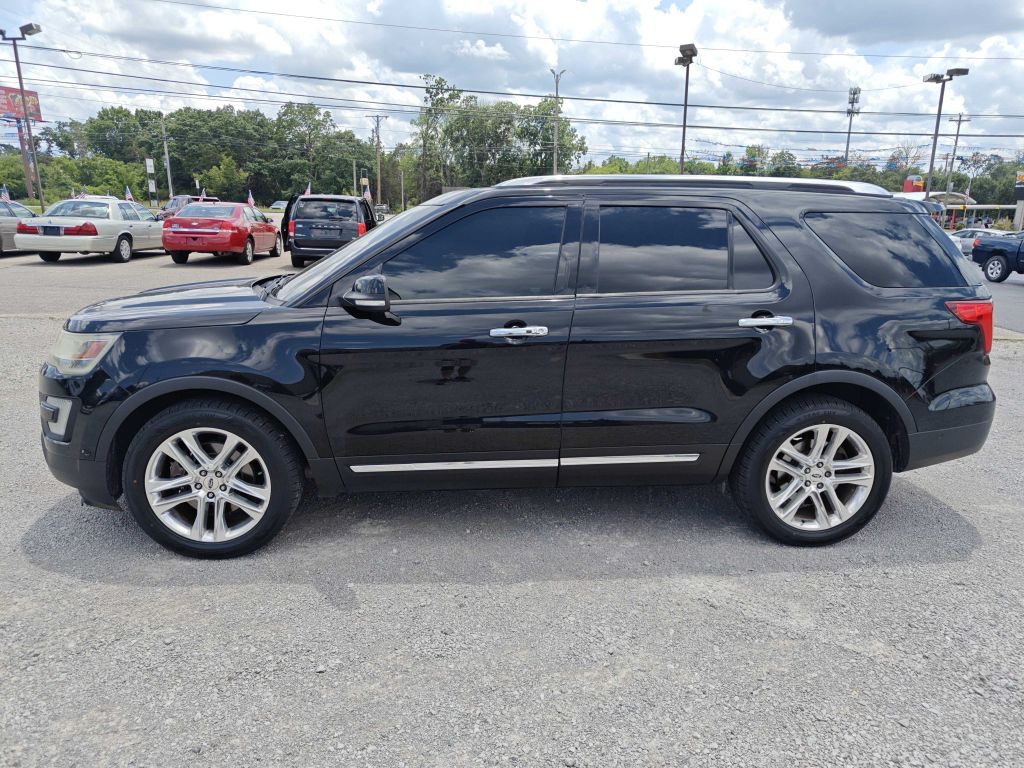 2016 Ford Explorer Image 2