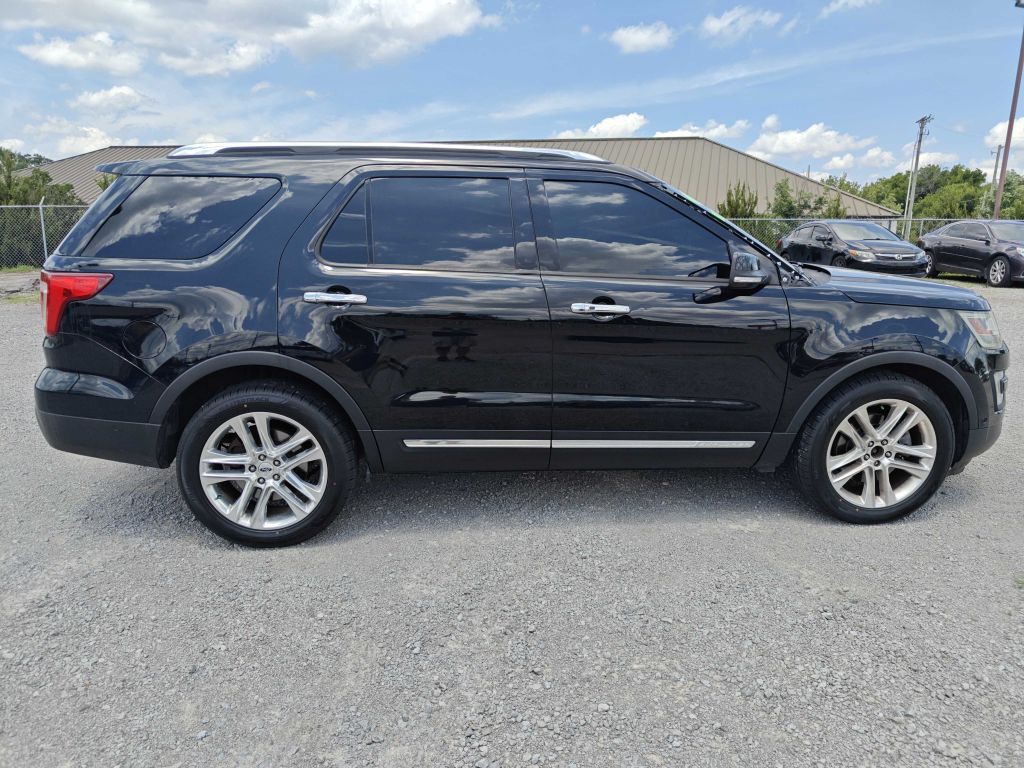 2016 Ford Explorer Image 4