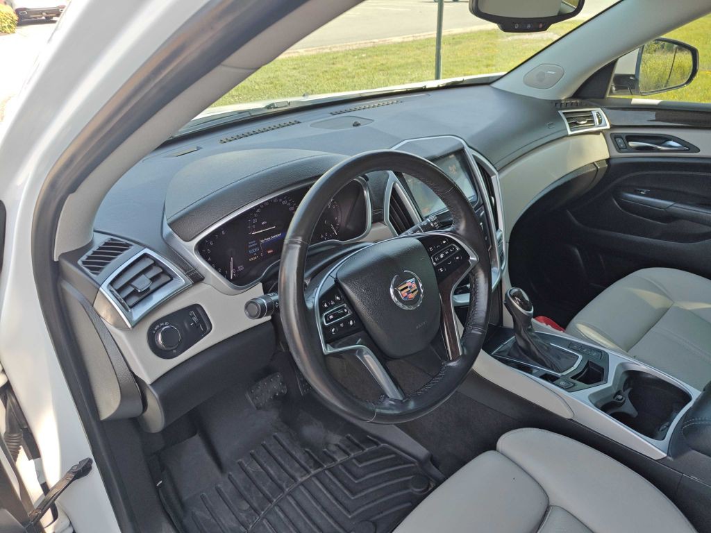 2014 Cadillac SRX Image 6