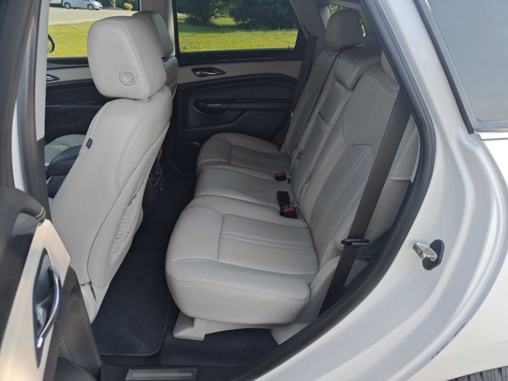 2014 Cadillac SRX Image 8