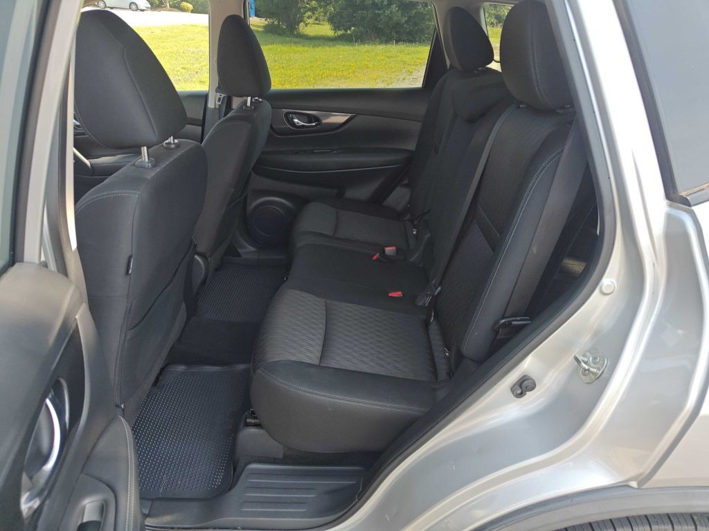 2020 Nissan Rogue Image 7