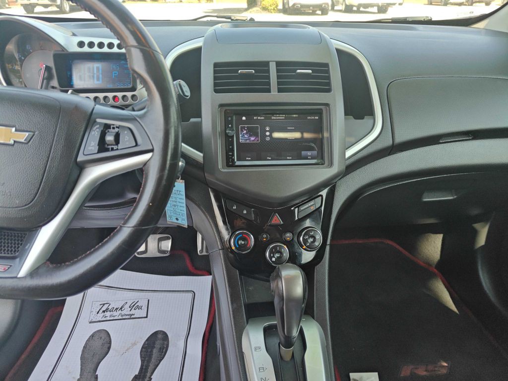 2013 Chevrolet Sonic Image 10