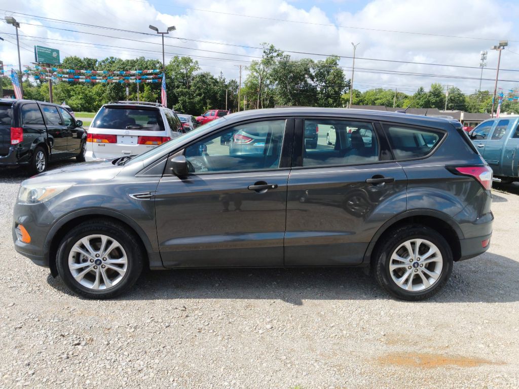 2018 Ford Escape Image 2