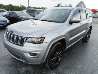 Image for 2018 Jeep Grand Cherokee Laredo ID: 7590718