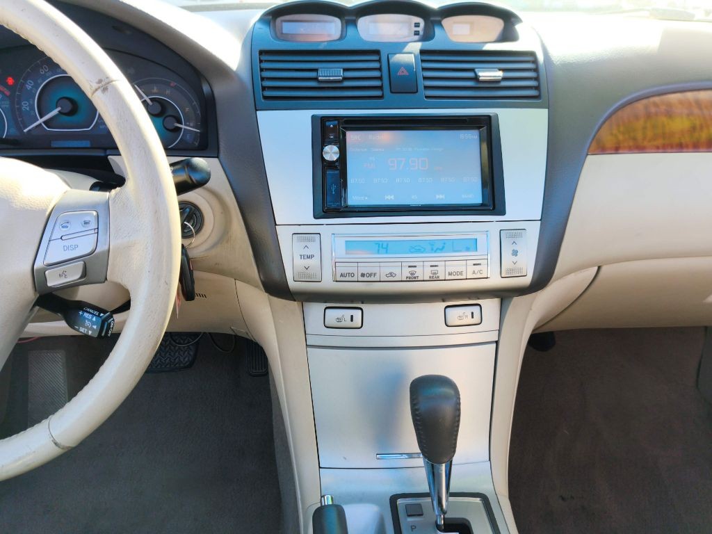 2007 Toyota Camry Image 8