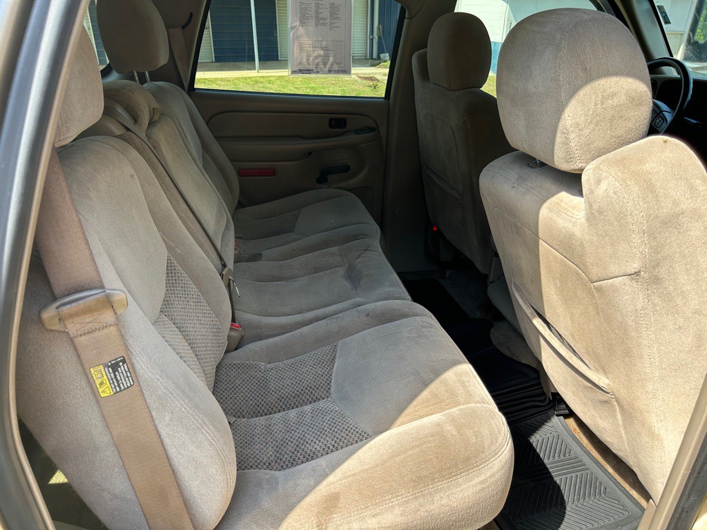 2005 Chevrolet Tahoe Image 19