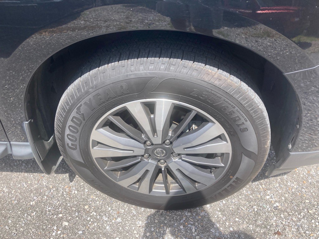 2020 Nissan Pathfinder Image 7
