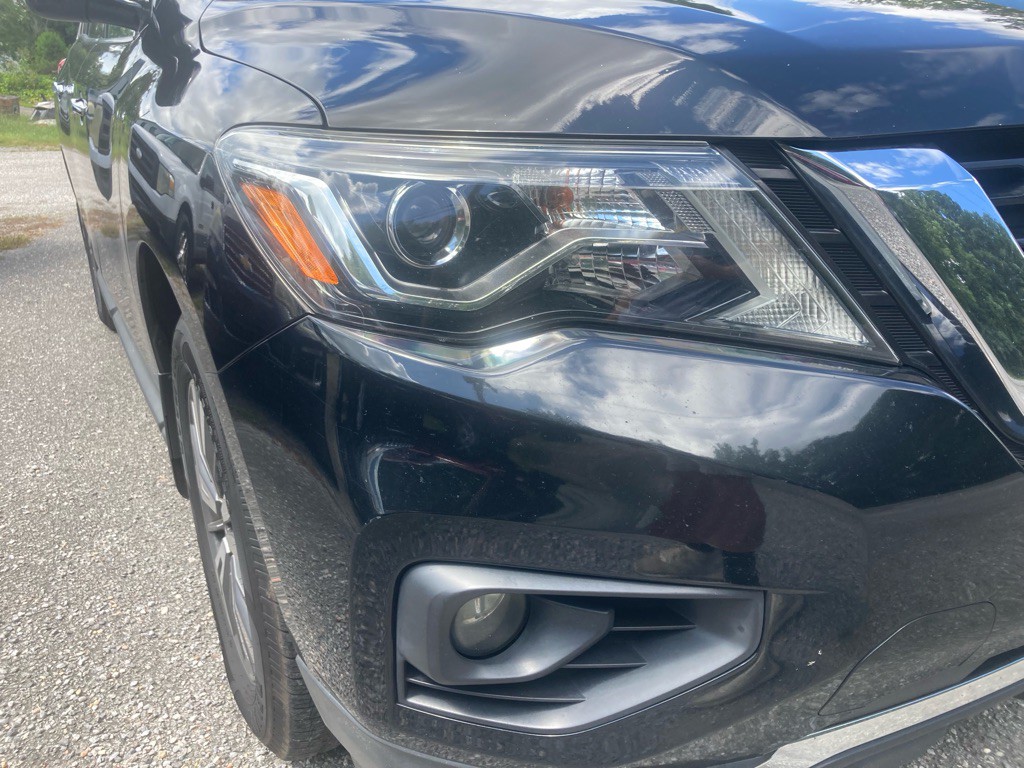 2020 Nissan Pathfinder Image 16