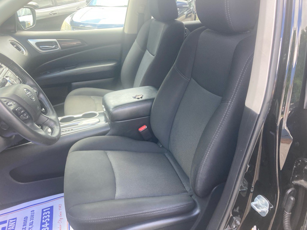 2020 Nissan Pathfinder Image 32